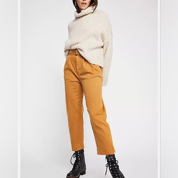 Free People Size 2 Seamed Like the Real Thing Trousers Hi-Rise Pleated Crop Pant - Picture 2 of 12